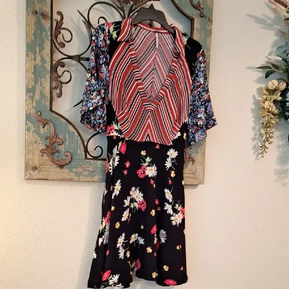 Free People Multicolor Floral and Striped Mini Dress. NWOT Size 2 - Picture 5 of 11